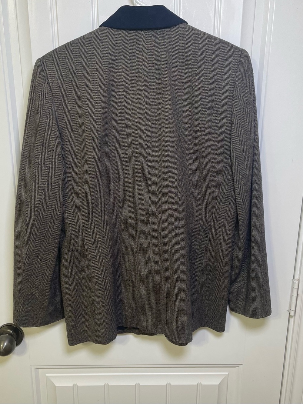 Vintage Pendleton 10P Wool Herringbone Blazer Brown Gray Navy Velvet Collar - Picture 2 of 10